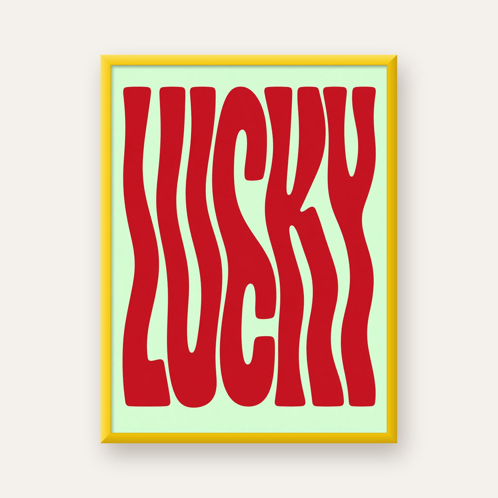 Modern Dalgalı Tipografi 'LUCKY' Kırmızı Poster — sarı çerçeveli