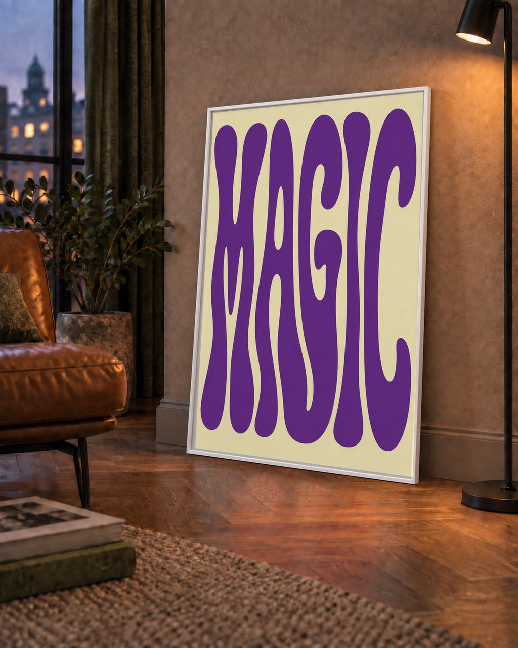 Mor Psychedelic MAGIC Yazılı Retro Poster Duvar Dekoru — çerçeveli hâliyle bir ev duvarında