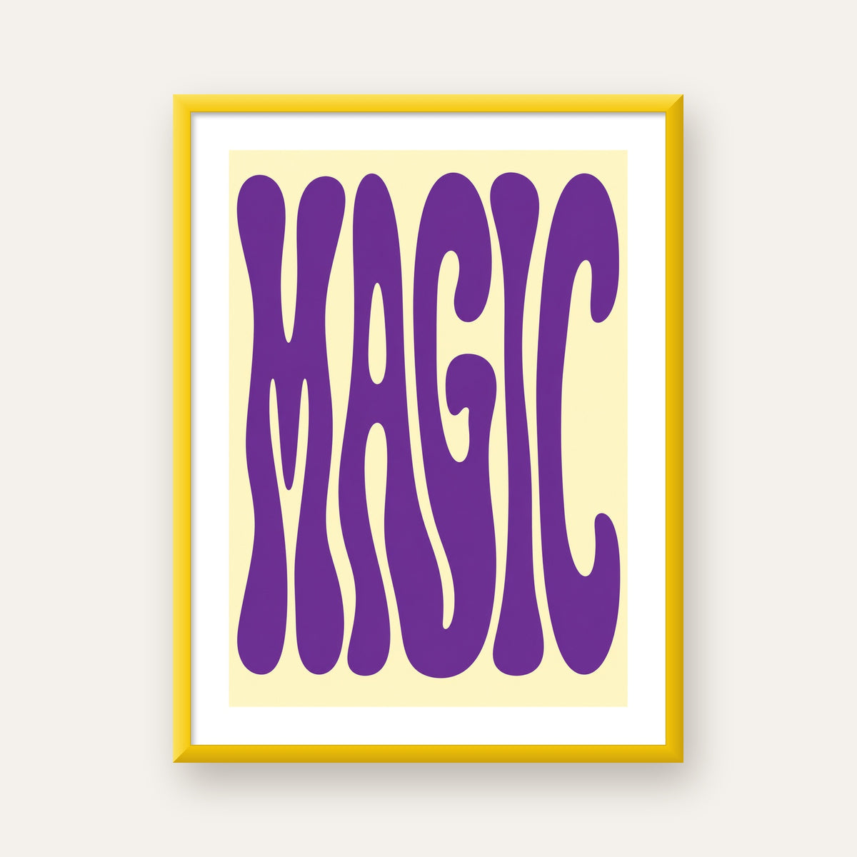 Mor Psychedelic MAGIC Yazılı Retro Poster Duvar Dekoru — sarı çerçeveli paspartulu