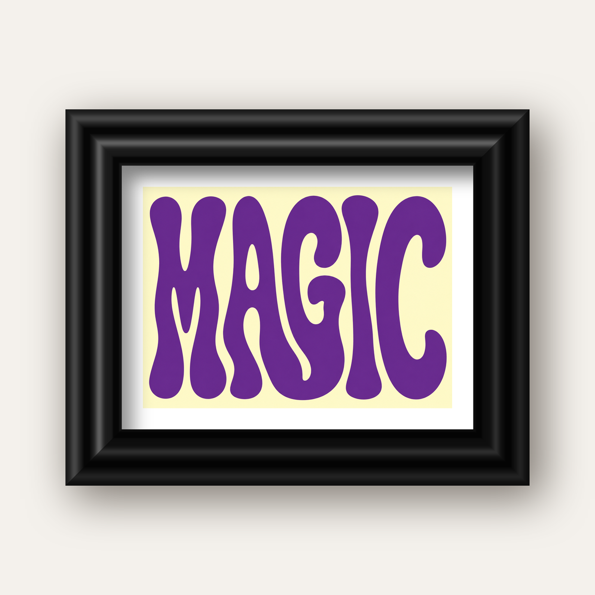 Mor Psychedelic MAGIC Yazılı Retro Poster Duvar Dekoru — siyah galeri çerçeveli paspartulu