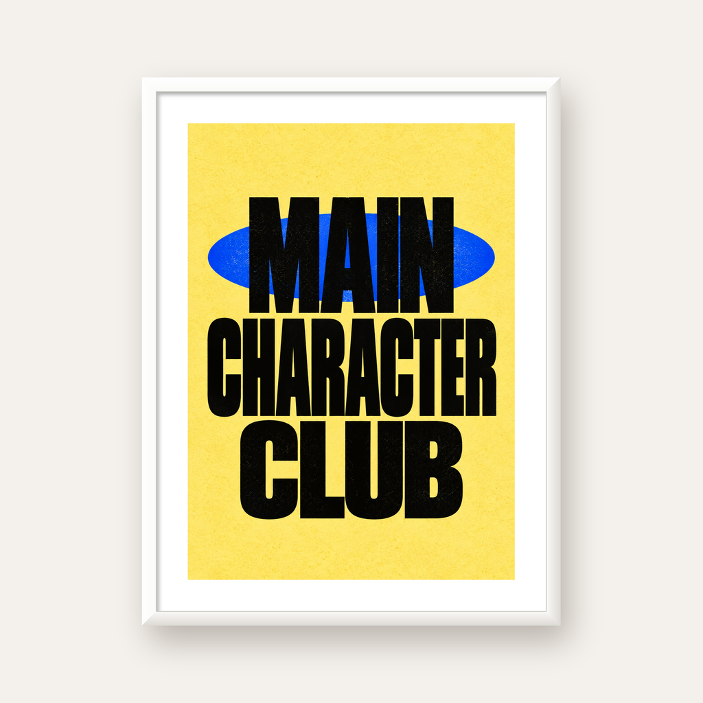 MAIN CHARACTER CLUB Modern Tipografi Poster - Dijital Sanat — beyaz çerçeveli dikey poster