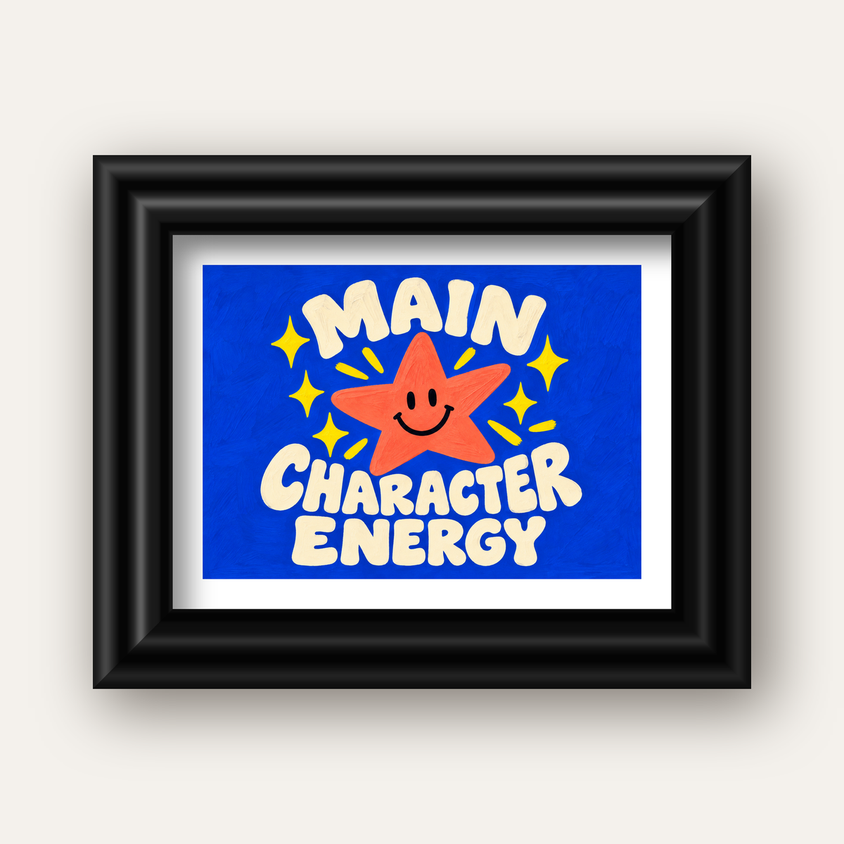 Gülen Yıldız ve 'MAIN CHARACTER ENERGY' Canlı Poster — siyah galeri çerçeveli paspartulu