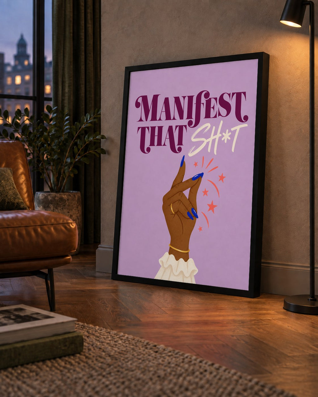 Manifest That Sh*t Renkli Tipografi Poster — çerçeveli hâliyle bir ev duvarında
