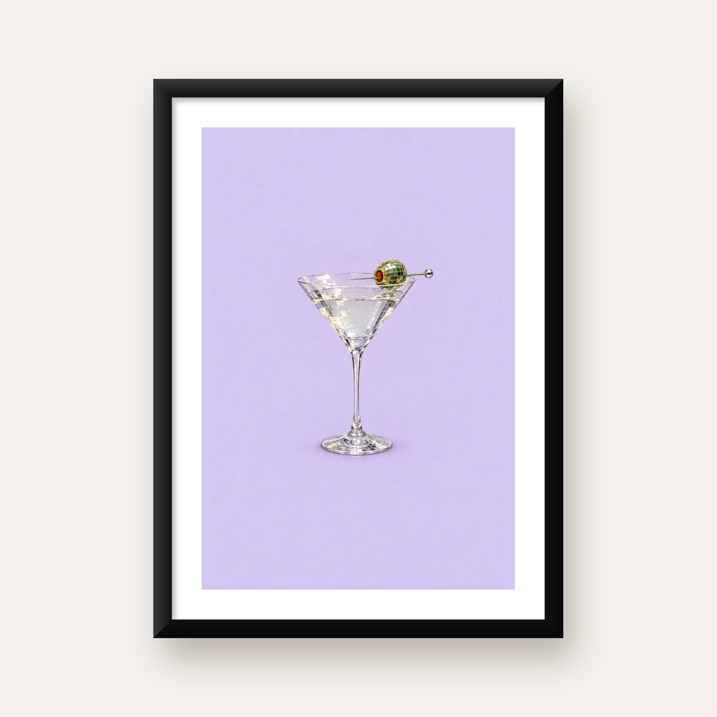 Işıltılı Martini: Modern Disco Stili Poster Baskı — Dikey baskı, beyaz paspartulu