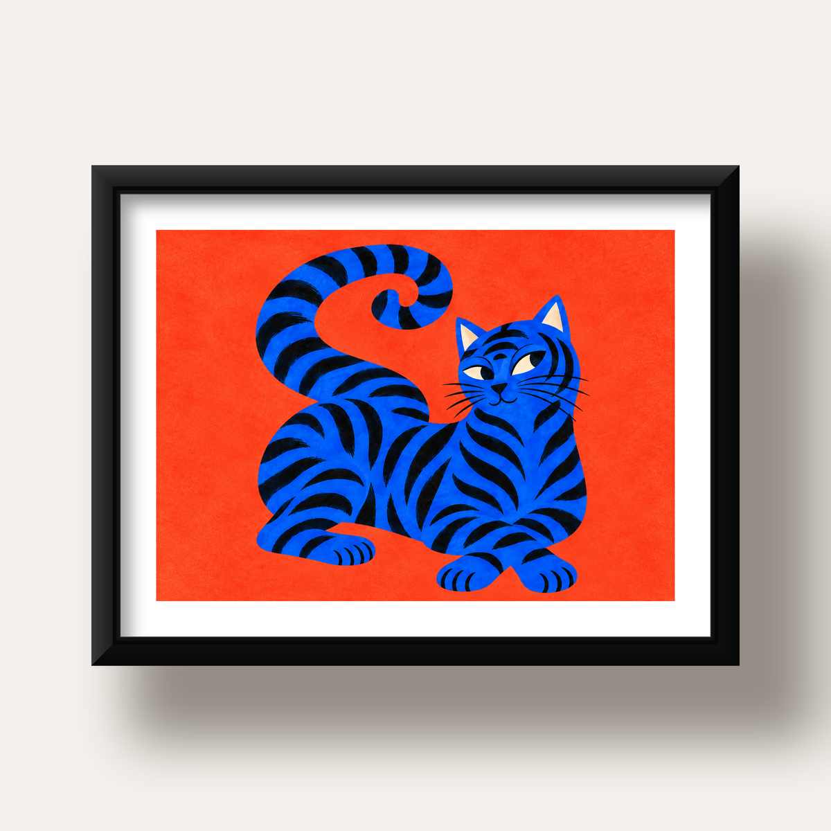 Mavi Siyah Çizgili Kedi Poster – Canlı ve Modern Duvar Sanatı — siyah derin çerçeveli paspartulu