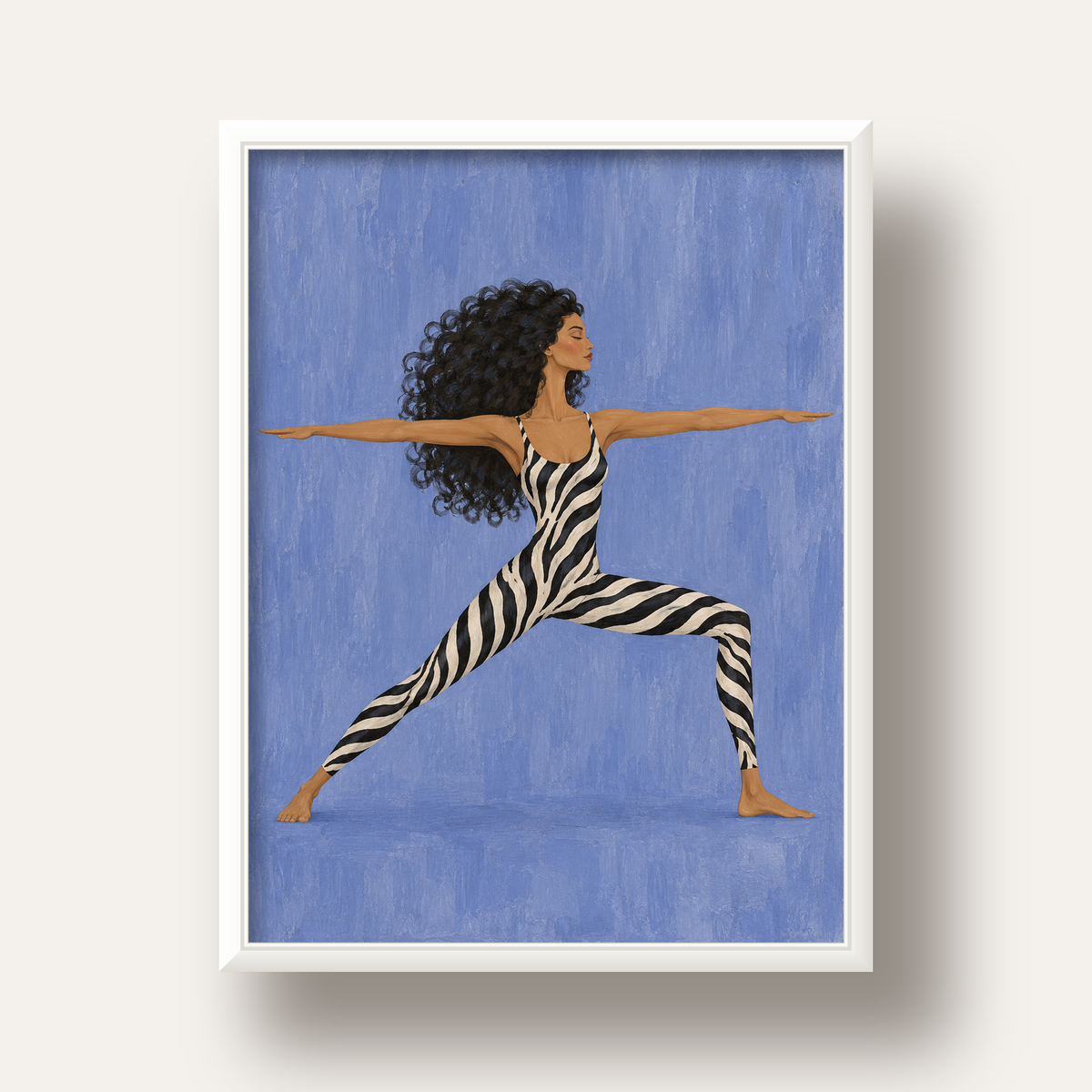 Mavi Zebra Desenli Savaşçı Pozu Yoga Poster — beyaz derin çerçeveli