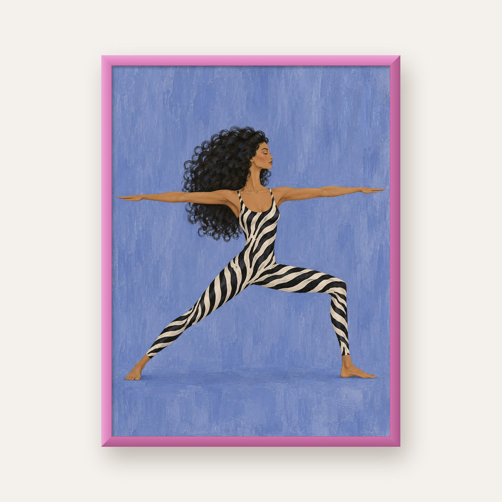 Mavi Zebra Desenli Savaşçı Pozu Yoga Poster — pembe çerçeveli