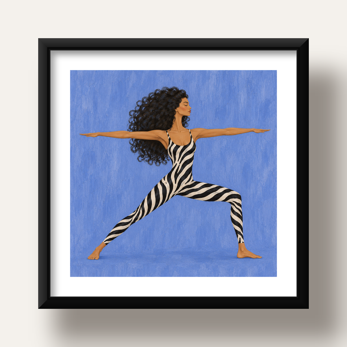 Mavi Zebra Desenli Savaşçı Pozu Yoga Poster — siyah derin çerçeveli paspartulu
