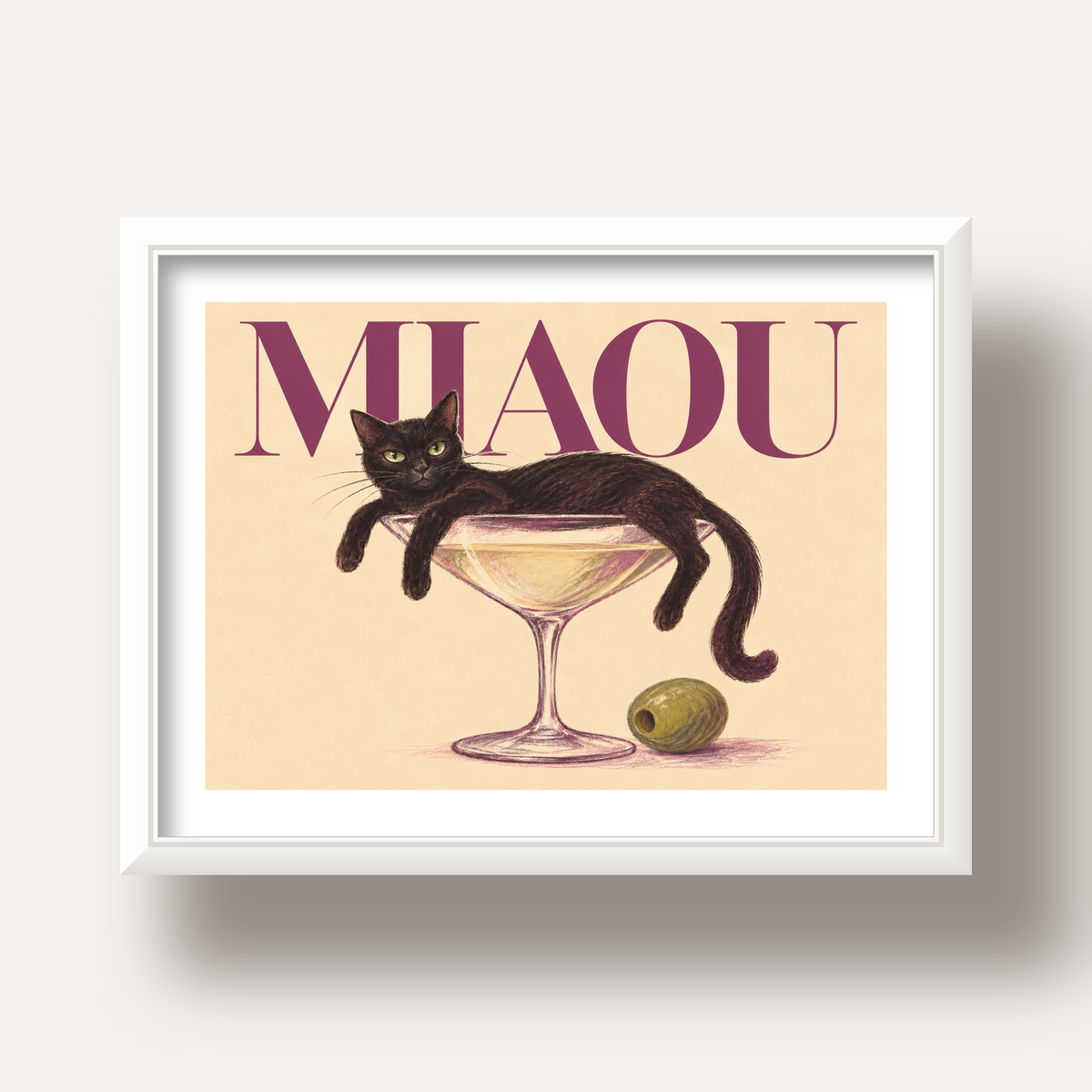 Martini Bardaklı Siyah Kedi Poster – Modern Dekor, Miaou Yazılı — beyaz derin çerçeveli paspartulu