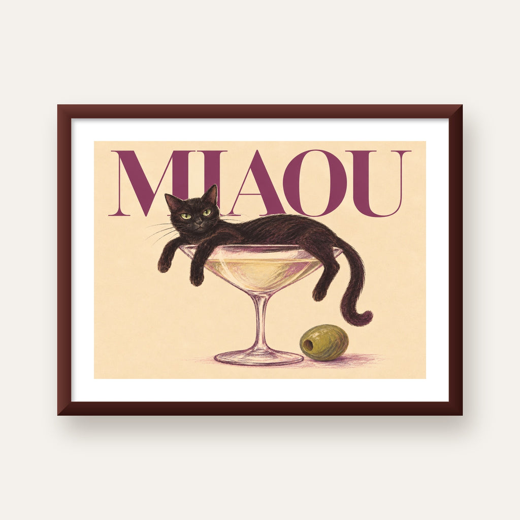 Martini Bardaklı Siyah Kedi Poster – Modern Dekor, Miaou Yazılı — ceviz çerçeveli paspartulu