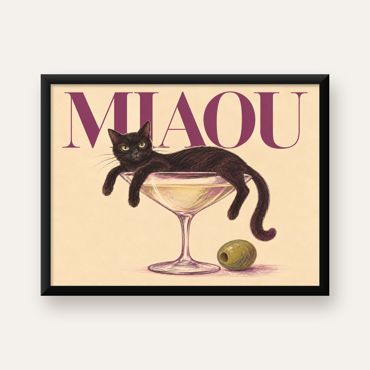 Martini Bardaklı Siyah Kedi Poster – Modern Dekor, Miaou Yazılı — Yatay baskı, düz siyah çerçeveli duvar posteri