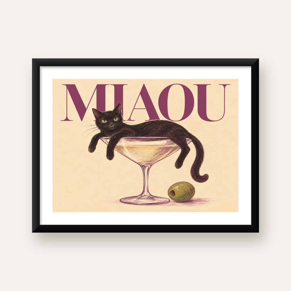Martini Bardaklı Siyah Kedi Poster – Modern Dekor, Miaou Yazılı — Yatay baskı, beyaz kenar boşluklu