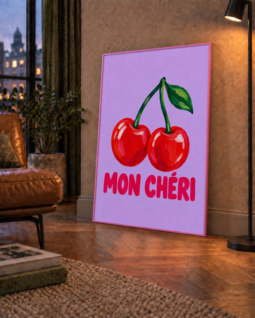 Mon Chéri Kiraz Poster – Yağlı Boya Stil, Mor Arka Plan — çerçeveli hâliyle bir ev duvarında