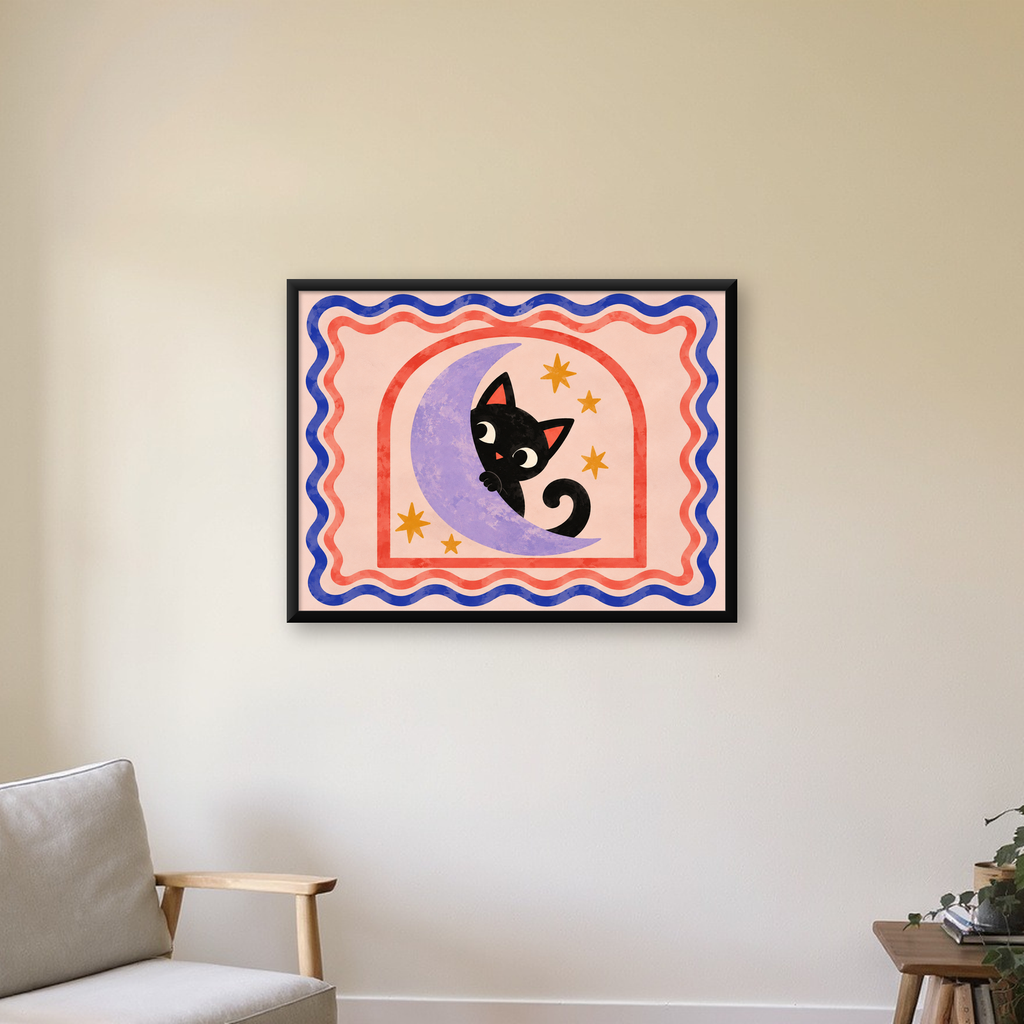 Ayda Siyah Kedi ve Yıldızlar Modern Çizgili Poster — Yatay baskı, çerçeveli hâliyle bir ev duvarında