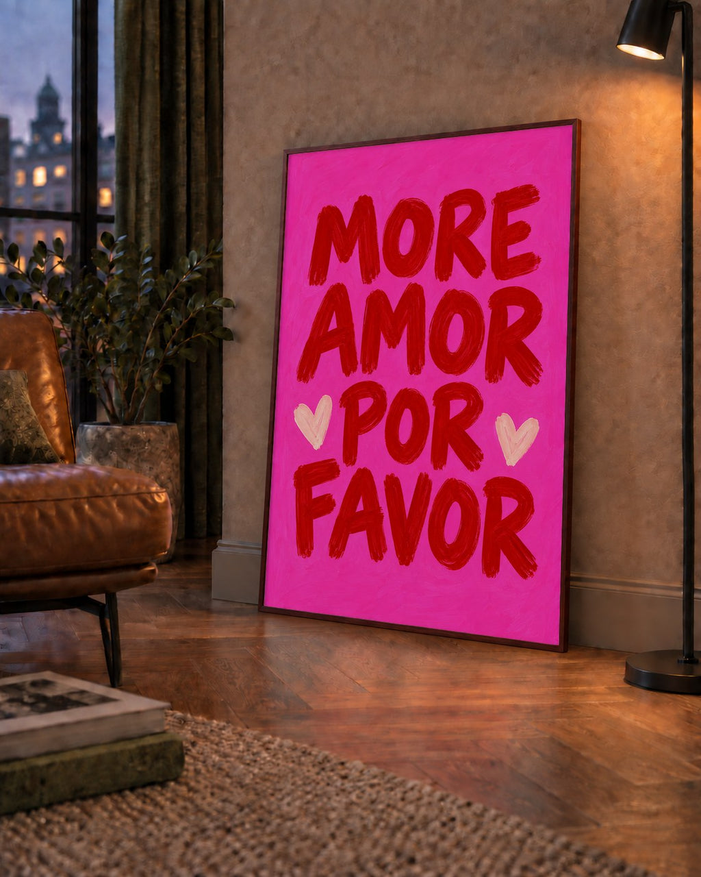 MORE AMOR POR FAVOR Renkli Kalp Desenli Poster — çerçeveli hâliyle bir ev duvarında