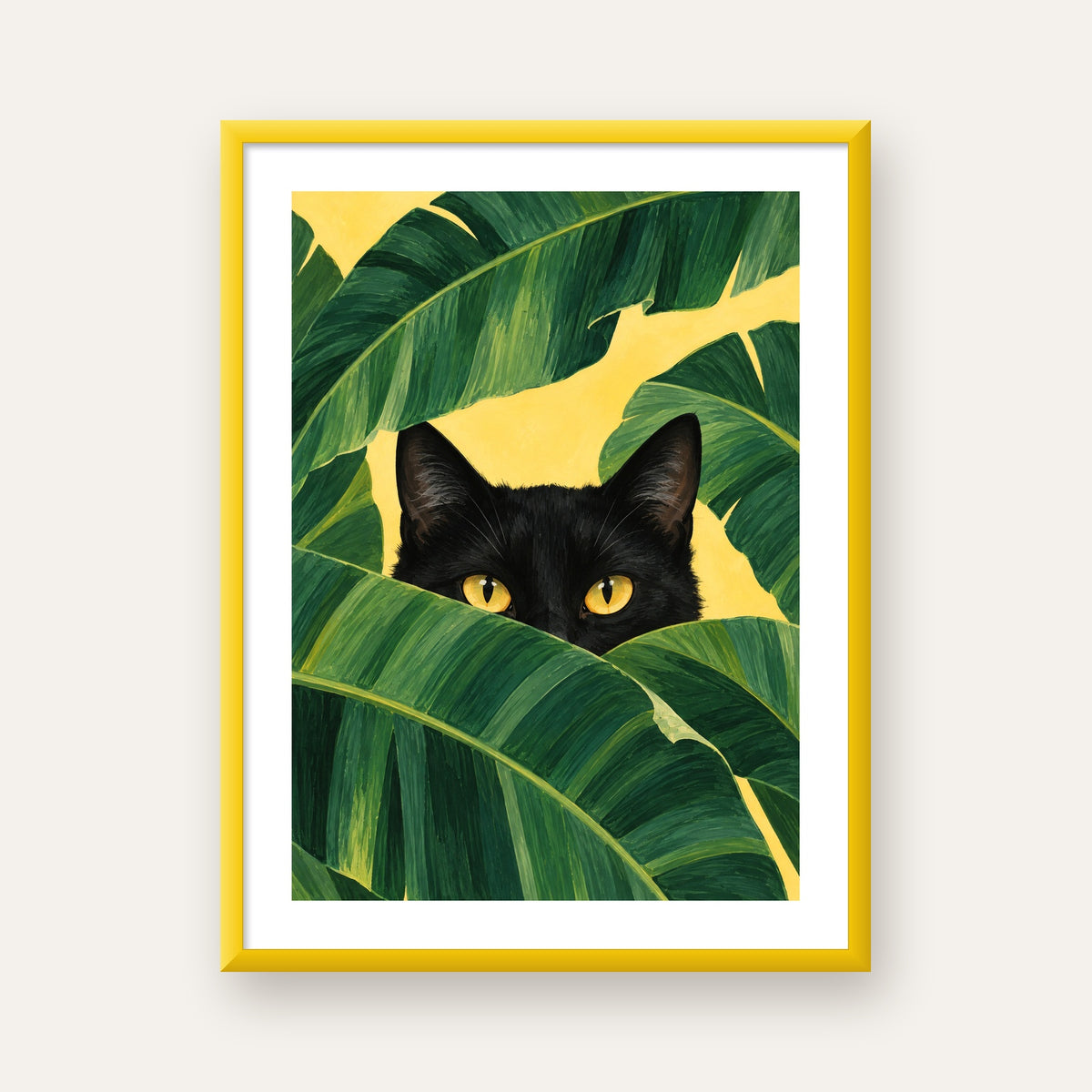 Yeşil Yapraklar Arasında Siyah Kedi Dijital Poster Baskı — sarı çerçeveli paspartulu