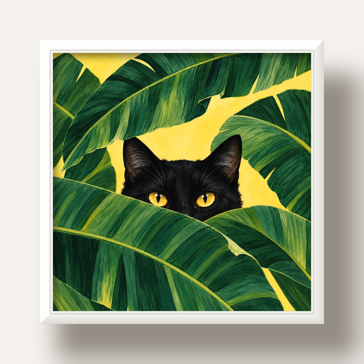 Yeşil Yapraklar Arasında Siyah Kedi Dijital Poster Baskı — beyaz derin çerçeveli