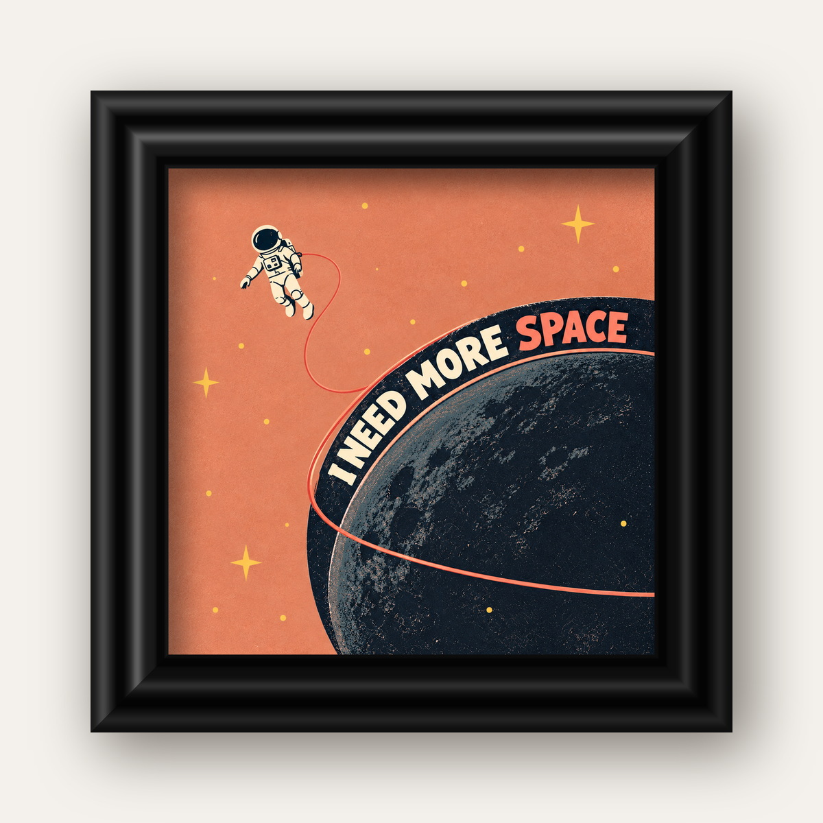 Retro Astronot Poster – Mizahi 'I NEED MORE SPACE' Tasarımı — siyah galeri çerçeveli