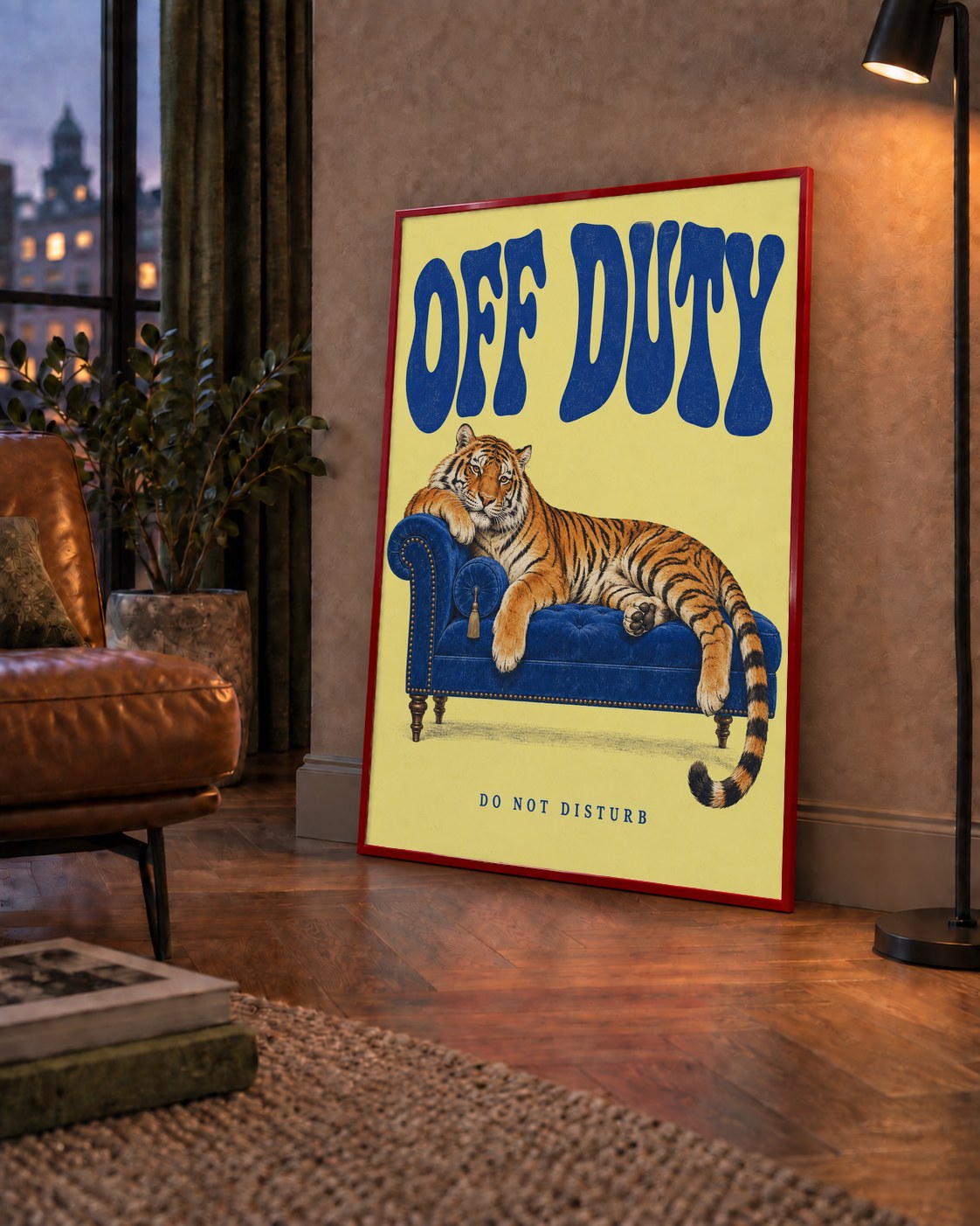 Off Duty Dinlenen Kaplan İllüstrasyonlu Poster — çerçeveli hâliyle bir ev duvarında