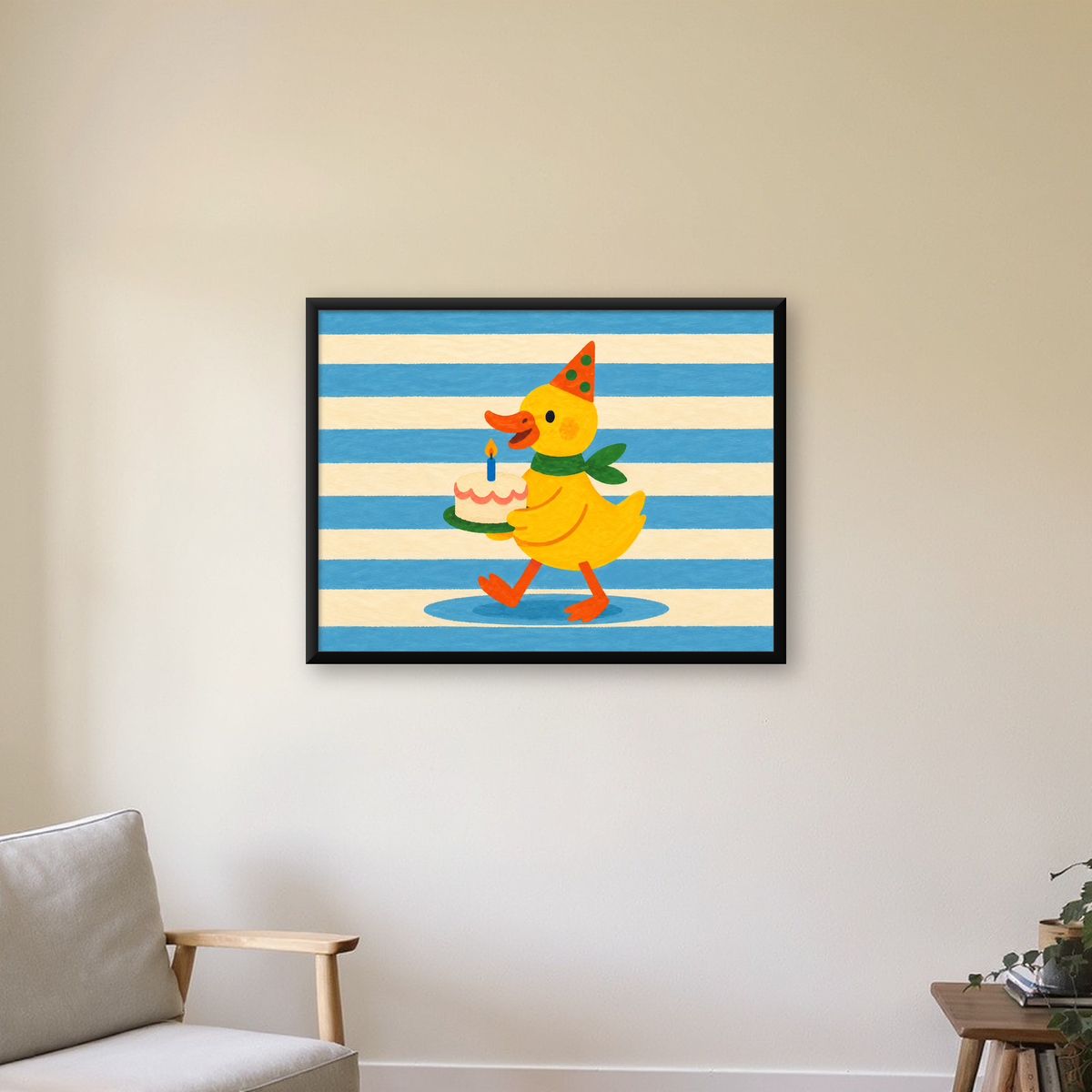Doğum Günü Kutlayan Sevimli Ördek Poster – Çocuk Odası Dekoru — Yatay baskı, çerçeveli hâliyle bir ev duvarında
