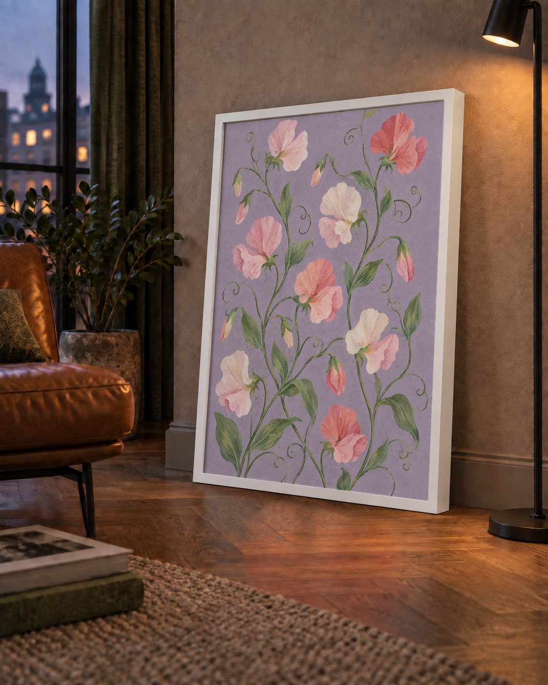 Mor Zeminde Pastel Suluboya Çiçek Desenli Poster — çerçeveli hâliyle bir ev duvarında