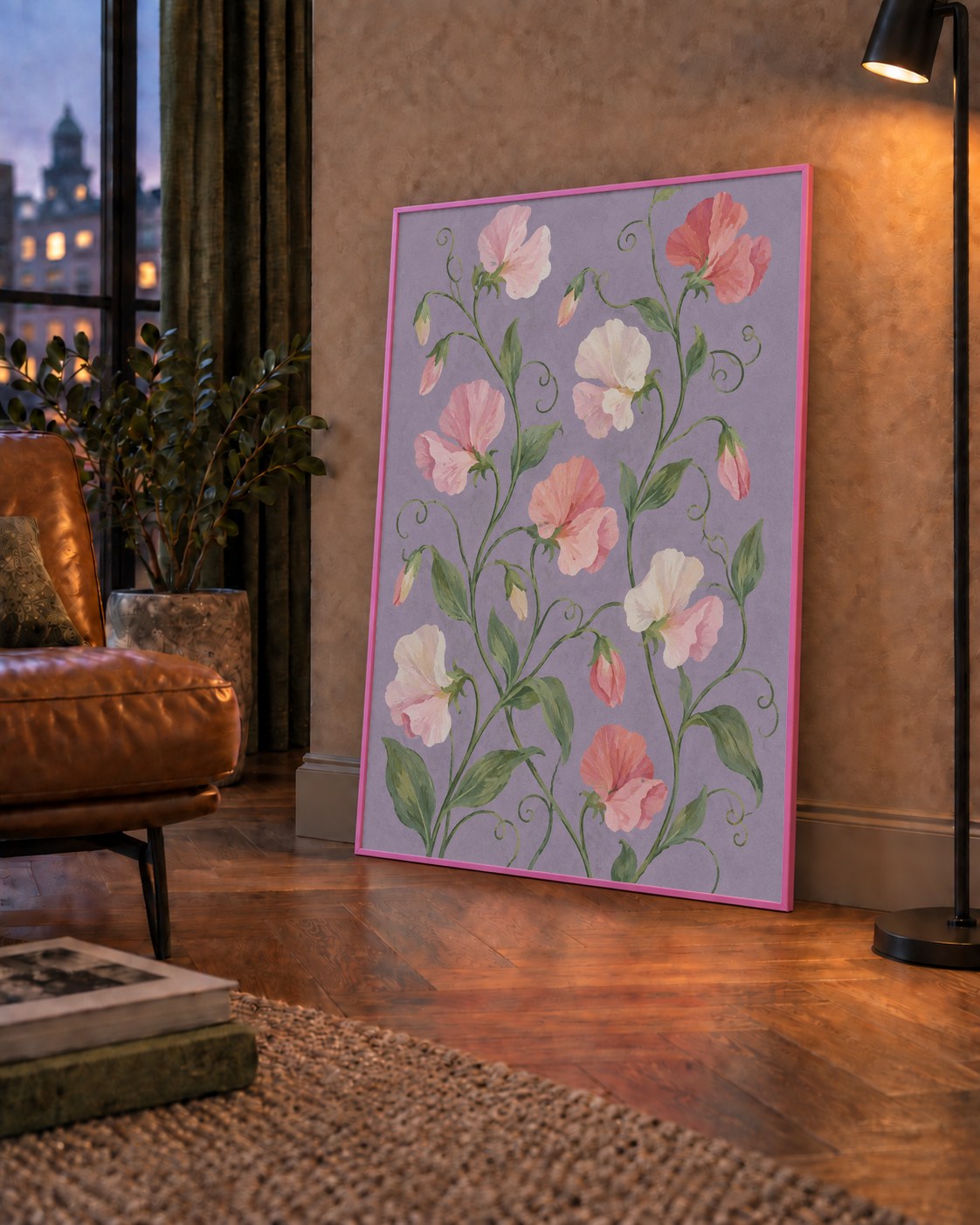 Mor Zeminde Pastel Suluboya Çiçek Desenli Poster — çerçeveli hâliyle bir ev duvarında