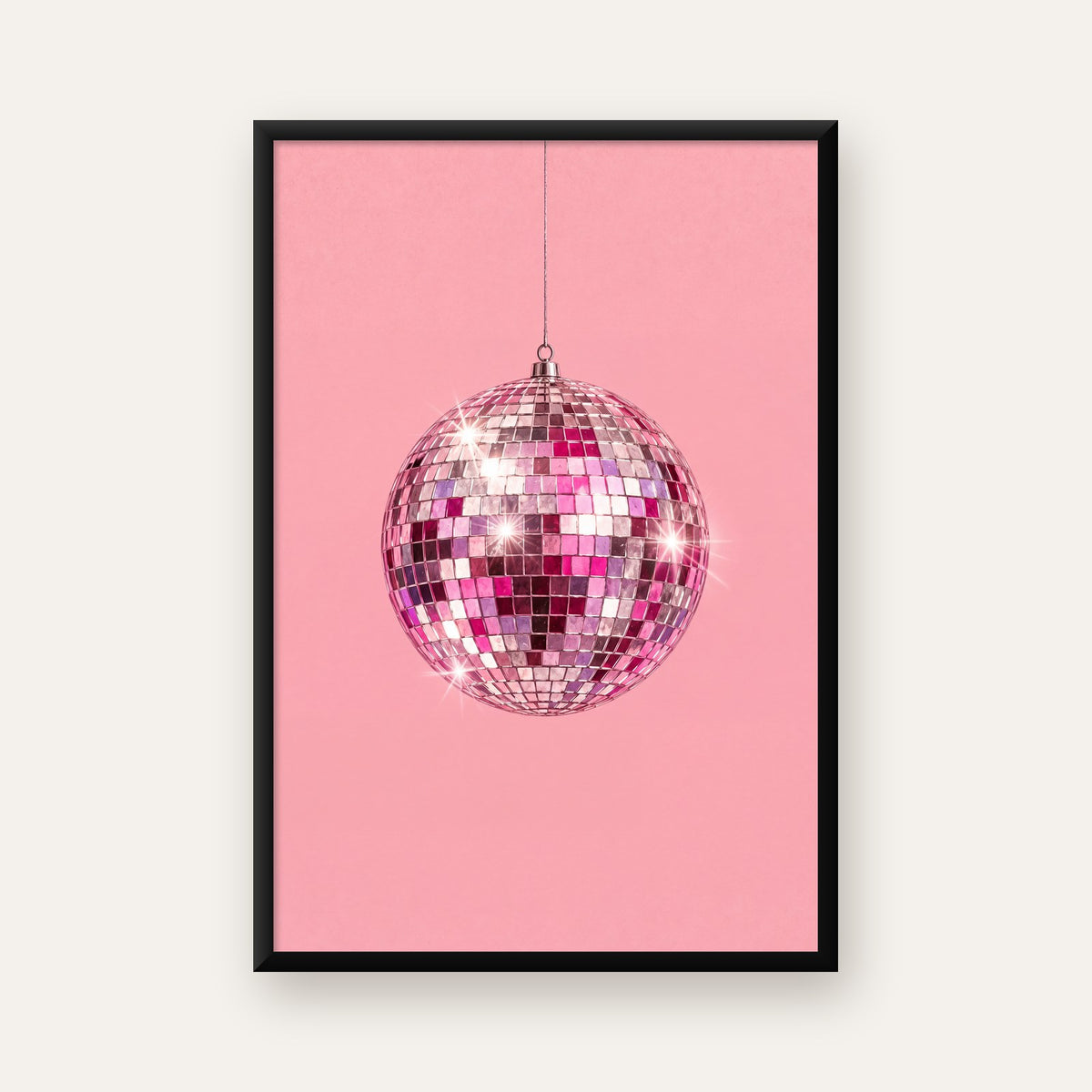 Pembe Diskokugusu Modern Minimal Poster Duvar Dekoru — ceviz çerçeveli