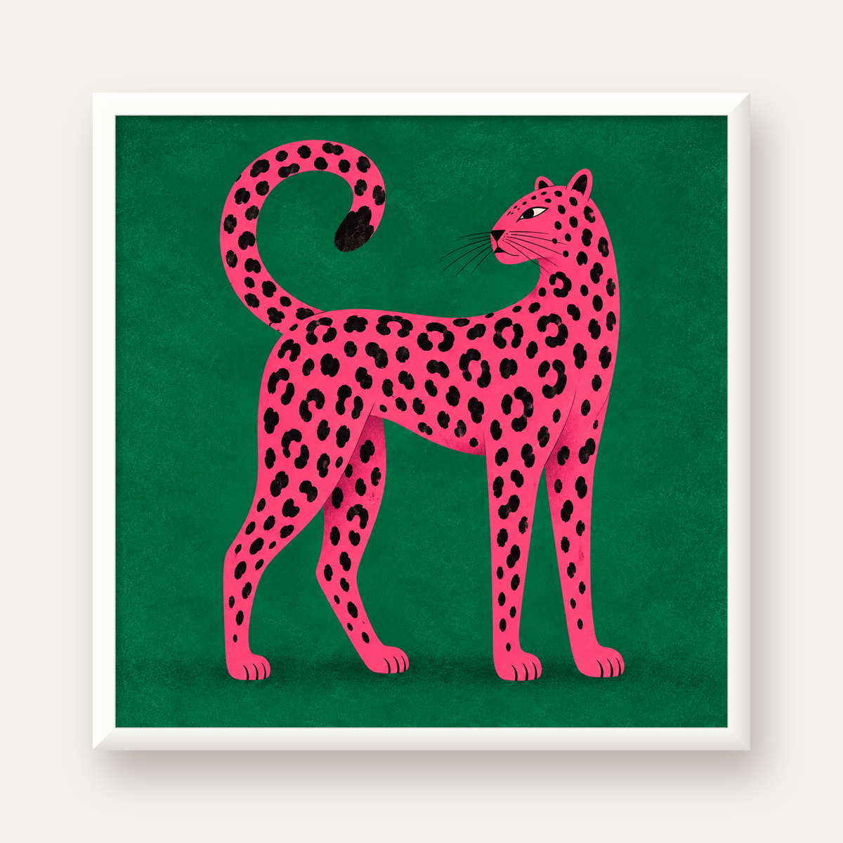 Yeşil Fonlu Pembe Leopar Modern Duvar Posteri — beyaz çerçeveli kare poster