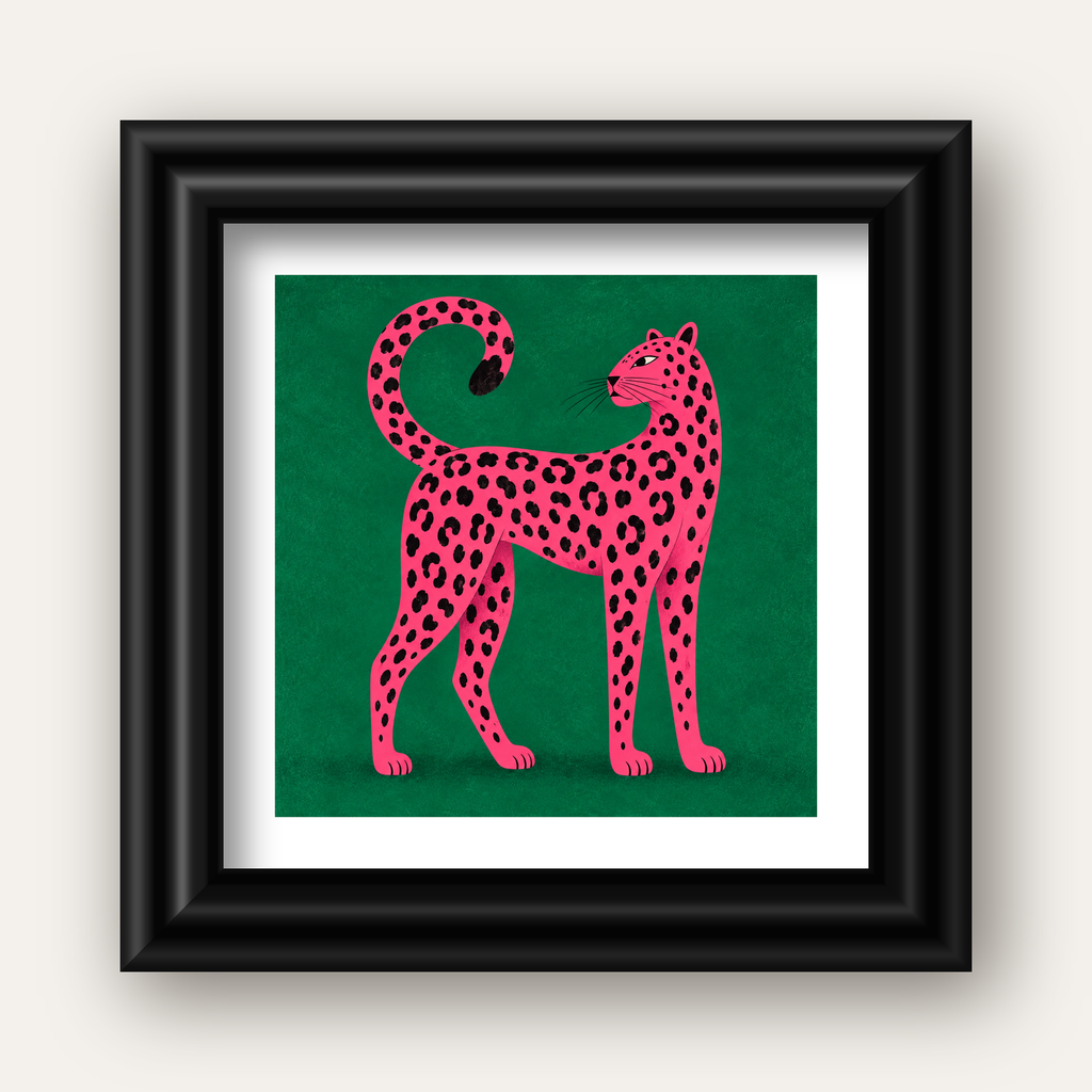 Yeşil Fonlu Pembe Leopar Modern Duvar Posteri — siyah galeri çerçeveli paspartulu