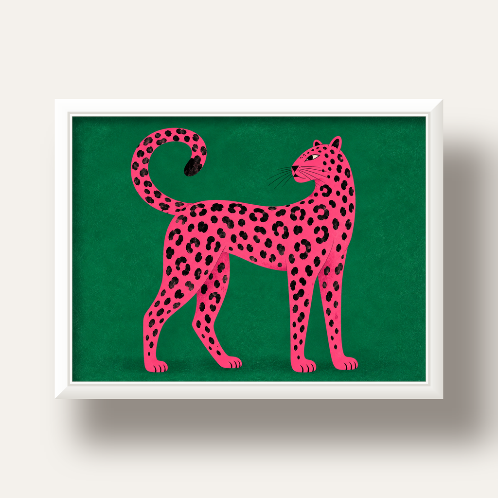 Yeşil Fonlu Pembe Leopar Modern Duvar Posteri — beyaz derin çerçeveli