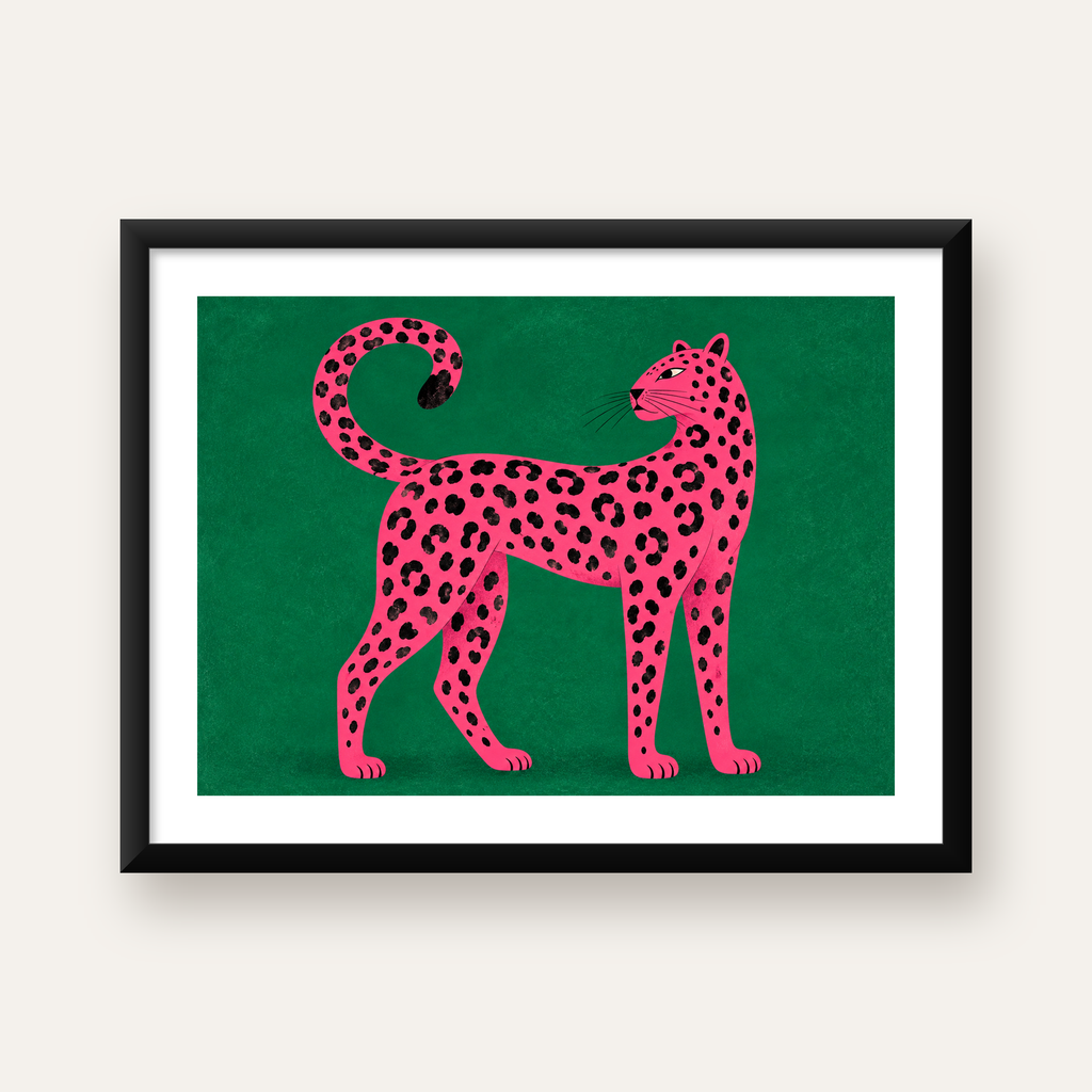 Yeşil Fonlu Pembe Leopar Modern Duvar Posteri — Yatay baskı, beyaz paspartulu