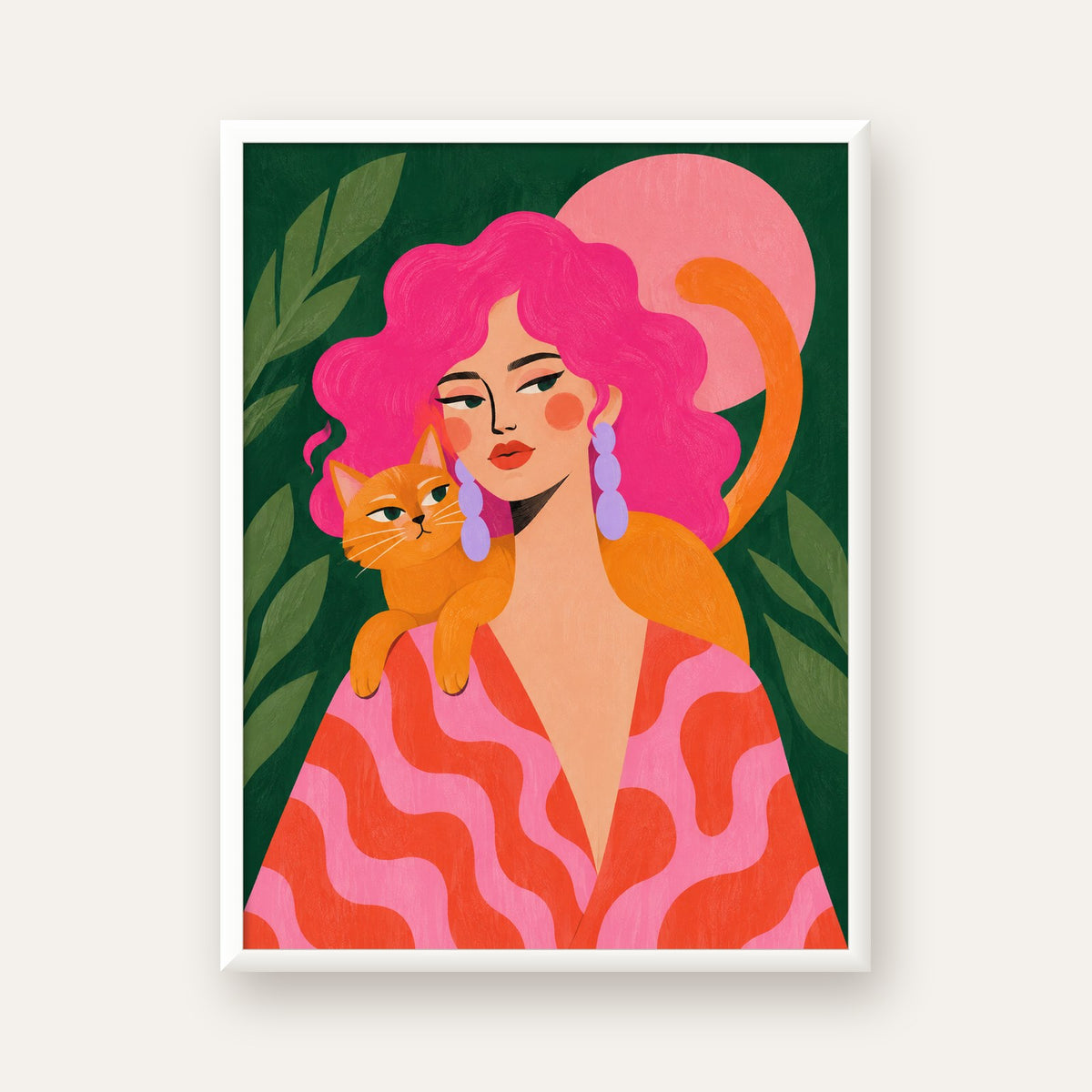 Pembe Saçlı Kadın ve Turuncu Kedi İllüstrasyon Poster — beyaz çerçeveli dikey poster