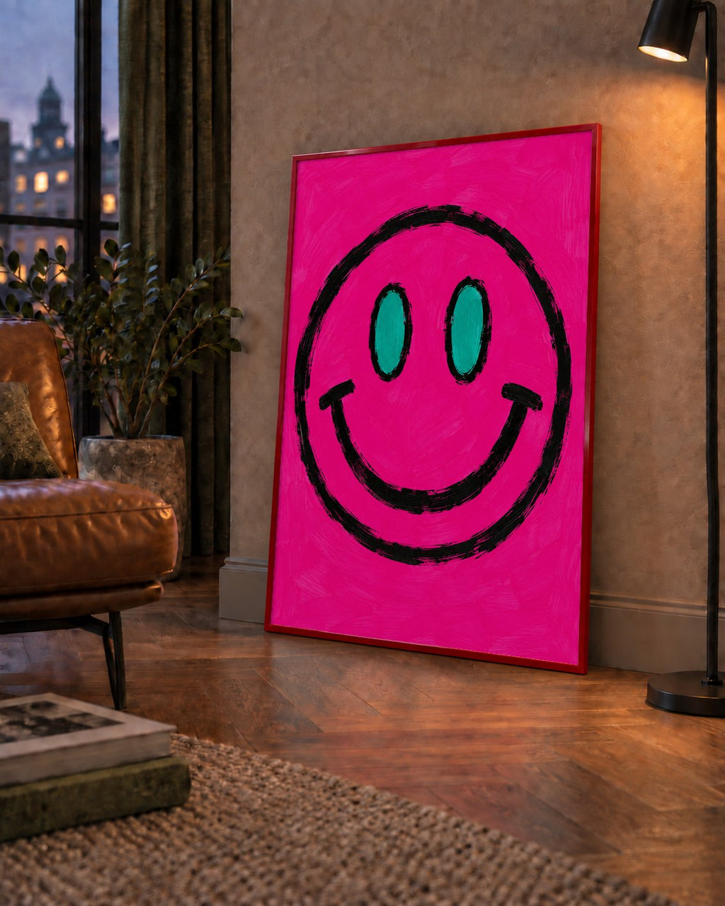 Pembe Zeminli Modern Gülümseyen Yüz Poster — çerçeveli hâliyle bir ev duvarında