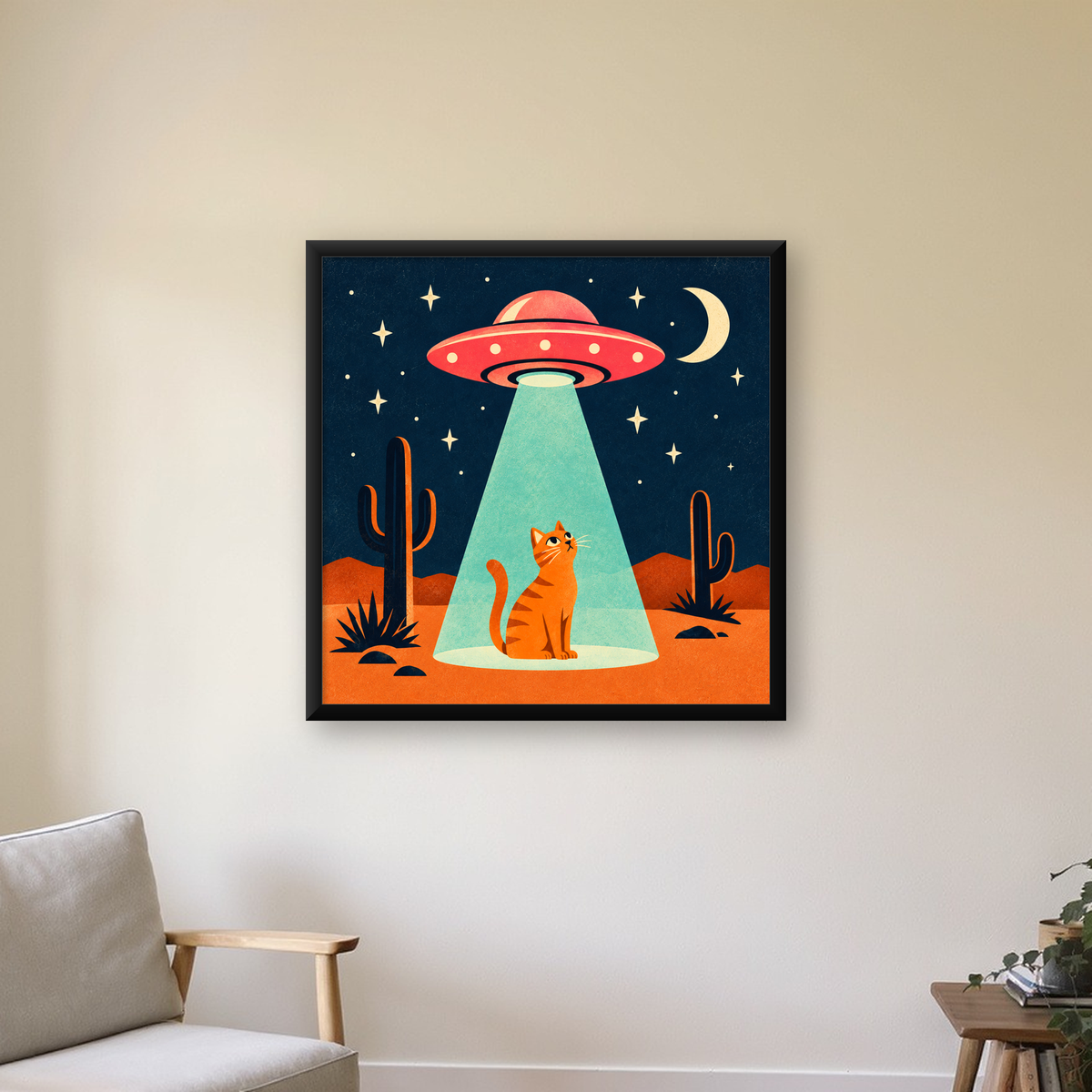 Çöl Manzaralı Uzay Gemisi ve Kedi Poster – Retro Vektör Tasarım — Kare baskı, çerçeveli hâliyle bir ev duvarında