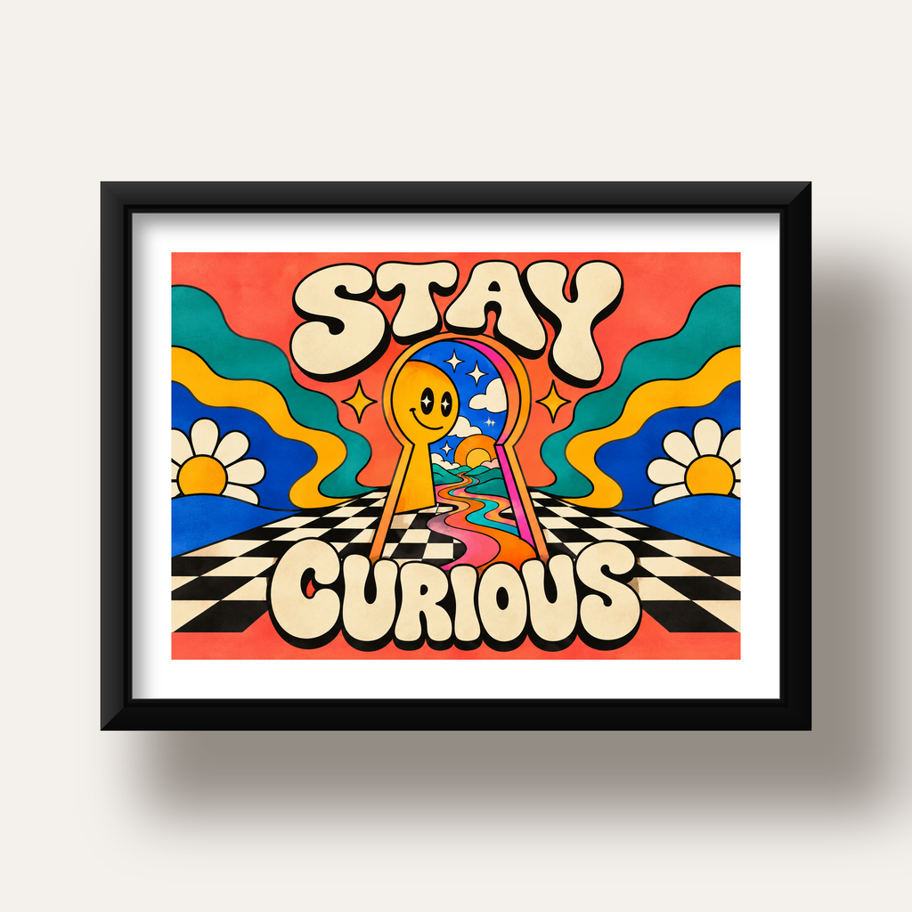 Psikedelik Anahtar Deliği ve STAY CURIOUS Poster Baskı — siyah derin çerçeveli paspartulu