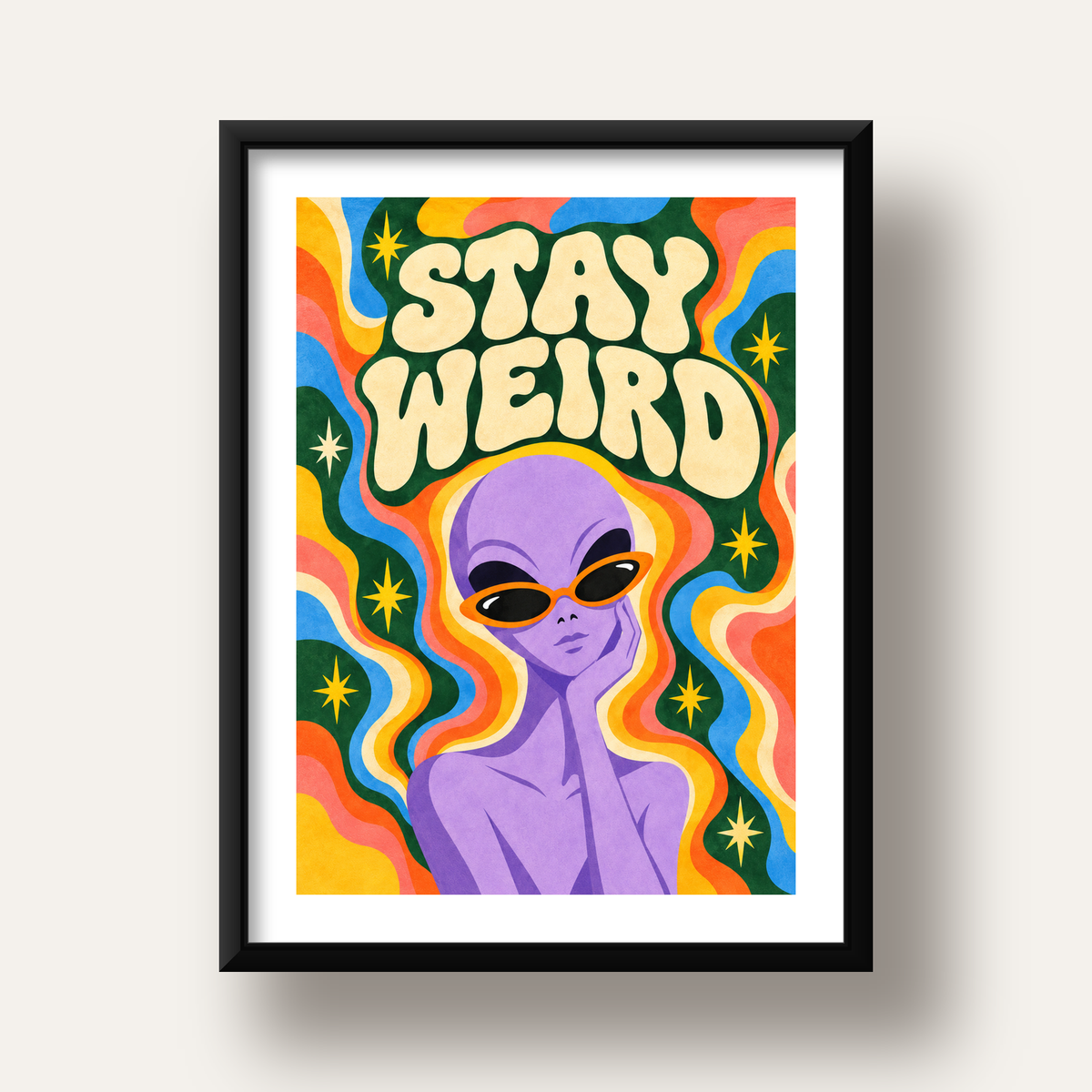 Retro Psikedelik Uzaylı Poster – Stay Weird Dijital Duvar Sanatı — siyah derin çerçeveli paspartulu