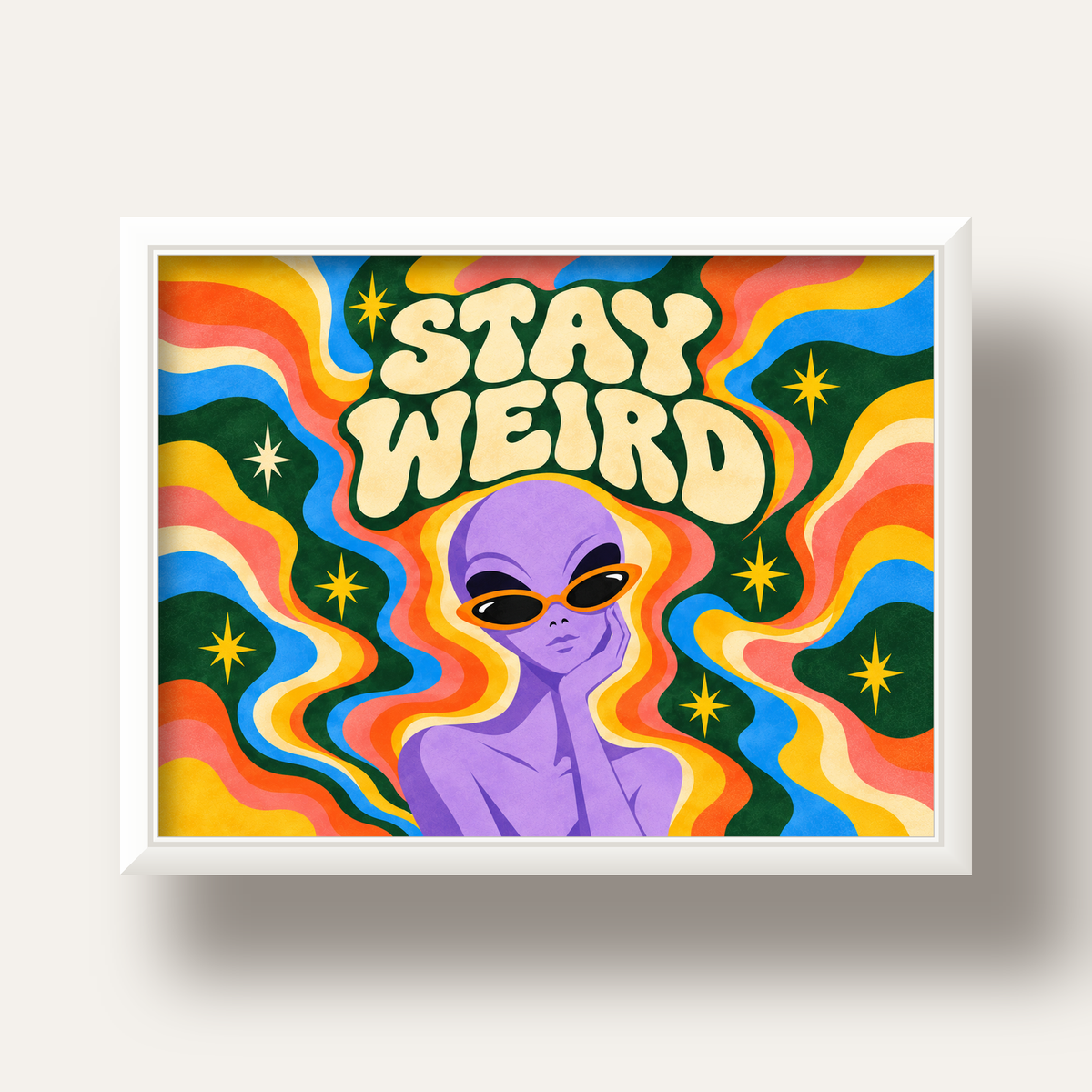 Retro Psikedelik Uzaylı Poster – Stay Weird Dijital Duvar Sanatı — beyaz derin çerçeveli