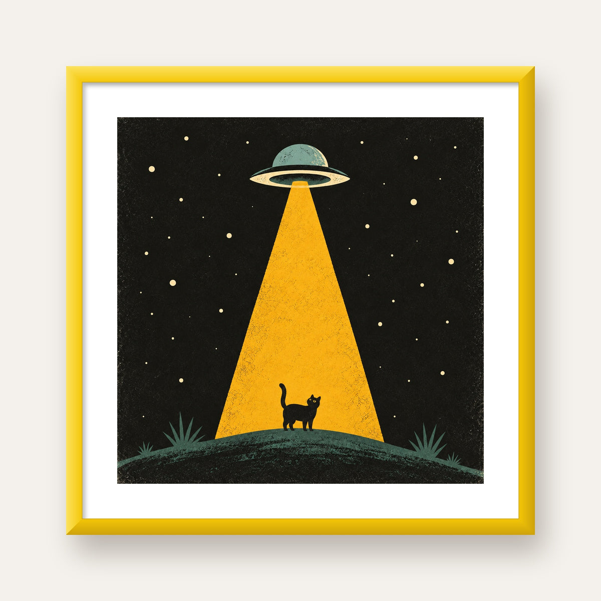 Uzaylı ve Kedi Silüetli Dijital Poster – Gece Gökyüzü Tasarımı — sarı çerçeveli paspartulu