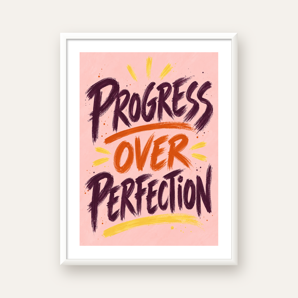 Progress Over Perfection İlham Verici Tipografi Poster — beyaz çerçeveli dikey poster
