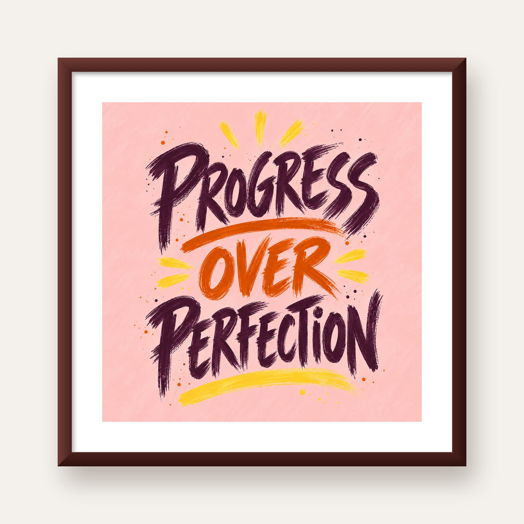 Progress Over Perfection İlham Verici Tipografi Poster — ceviz çerçeveli paspartulu