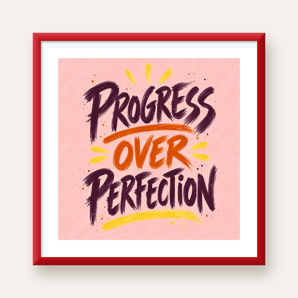 Progress Over Perfection İlham Verici Tipografi Poster — kırmızı çerçeveli paspartulu