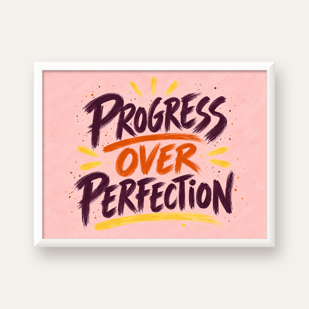 Progress Over Perfection İlham Verici Tipografi Poster — beyaz çerçeveli yatay poster