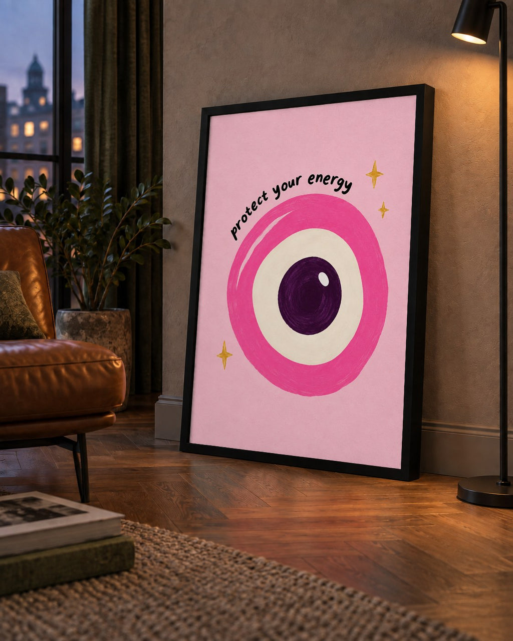 Protect Your Energy Pembe Nazar Poster — çerçeveli hâliyle bir ev duvarında