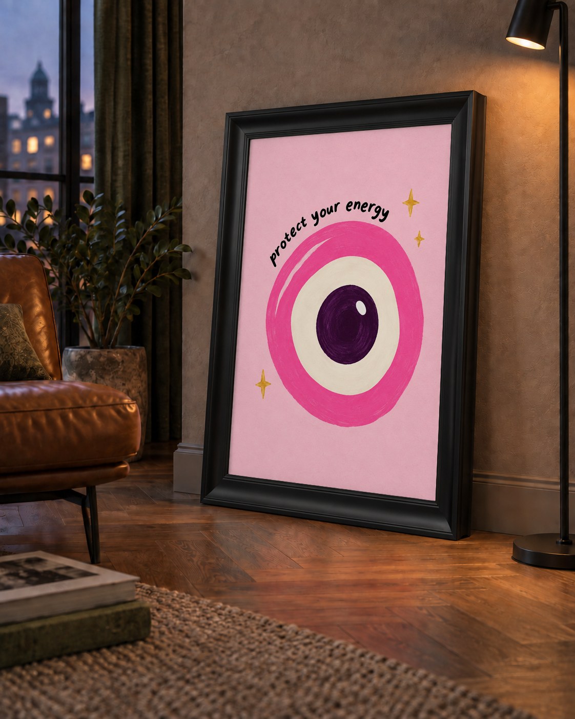 Protect Your Energy Pembe Nazar Poster — çerçeveli hâliyle bir ev duvarında