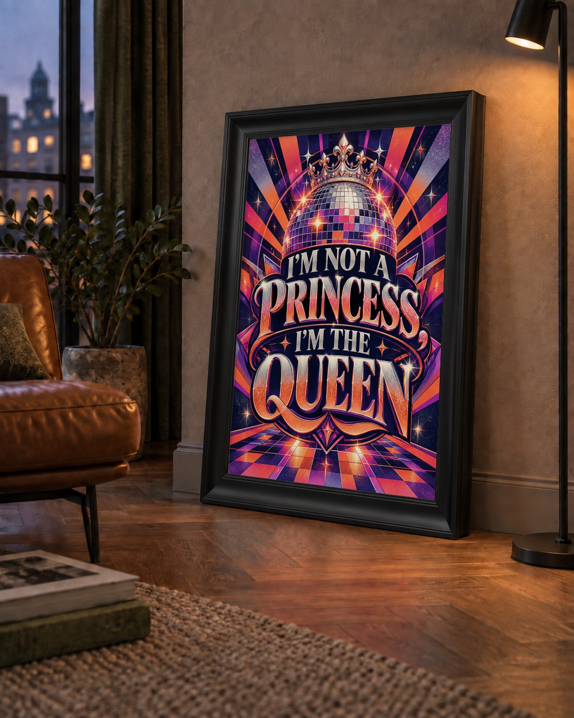 I'm Not a Princess — Disko Kraliçesi — çerçeveli hâliyle bir ev duvarında