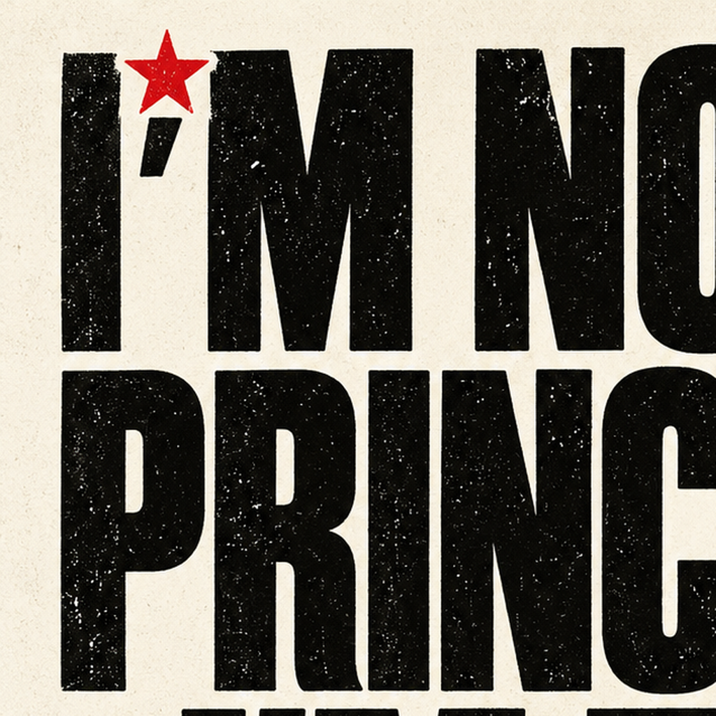 Feminist Tipografi Poster: I'm Not a Princess, I'm the Queen — baskının yakın çekimi, kâğıt dokusu ve renk detayı
