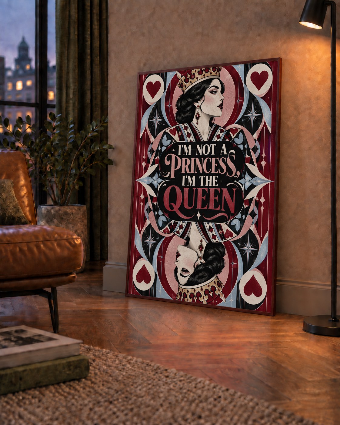 I'm Not a Princess — Kraliçe Kartı — çerçeveli hâliyle bir ev duvarında