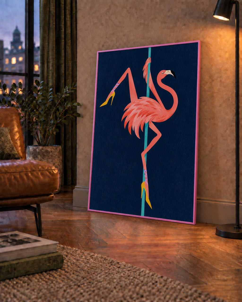 Direk Dansı Yapan Flamingo Modern Poster — çerçeveli hâliyle bir ev duvarında