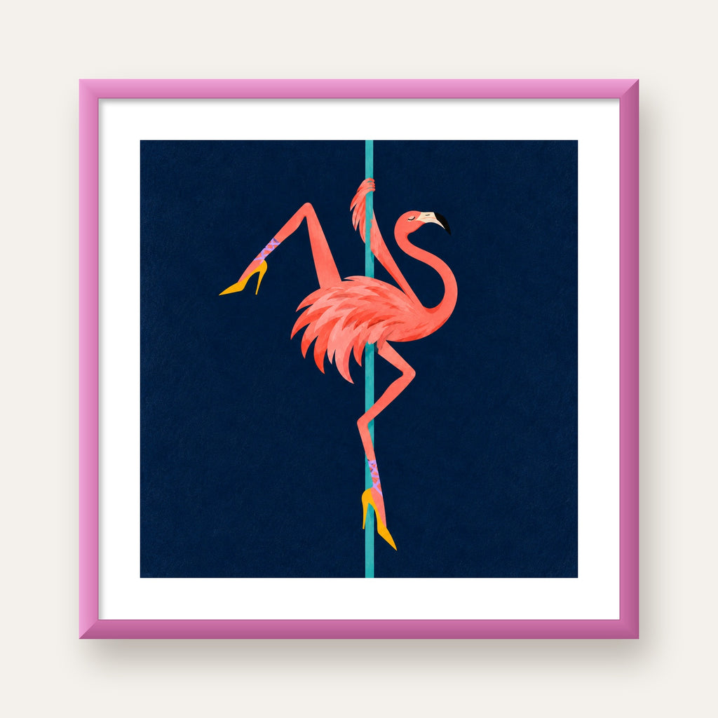Direk Dansı Yapan Flamingo Modern Poster — pembe çerçeveli paspartulu