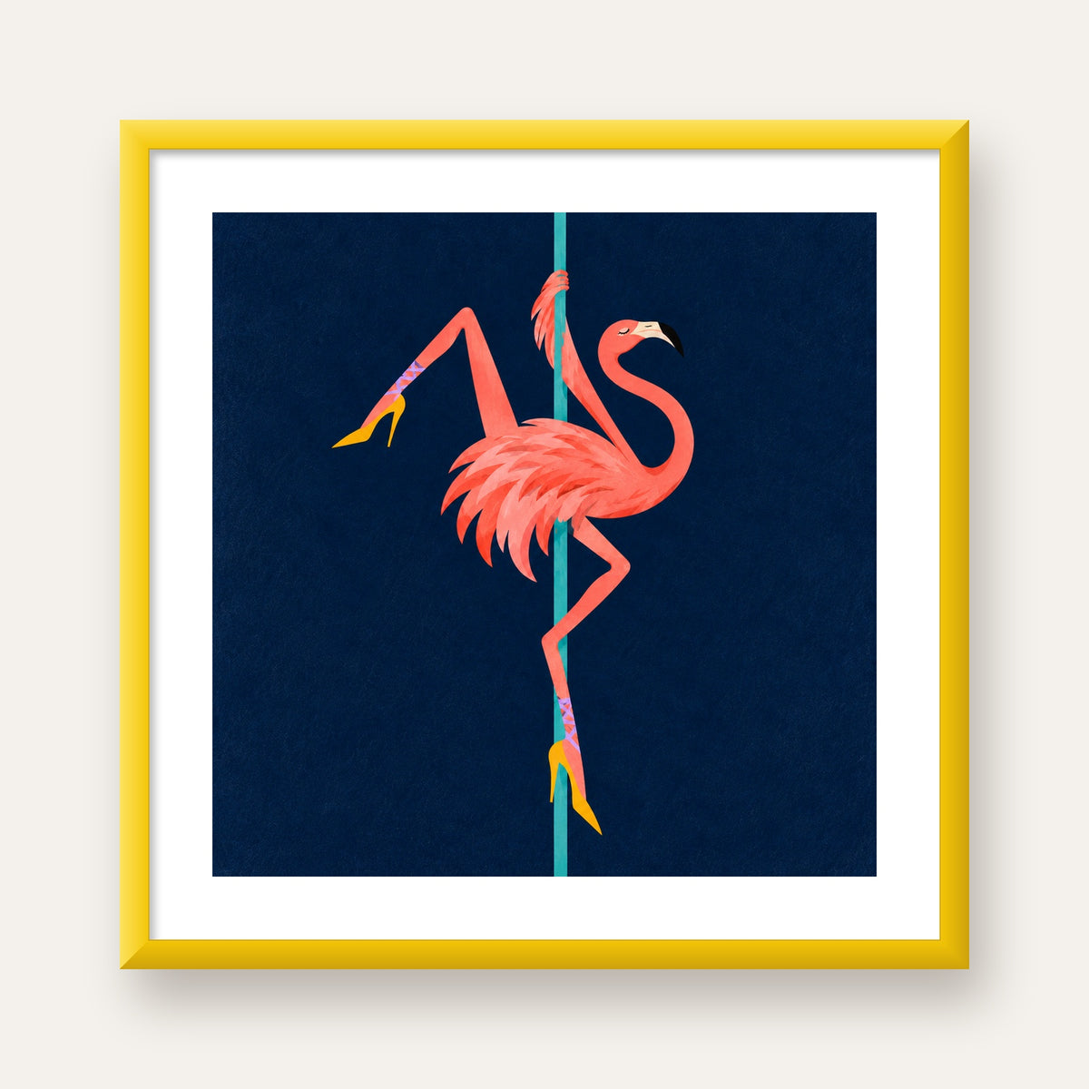 Direk Dansı Yapan Flamingo Modern Poster — sarı çerçeveli paspartulu